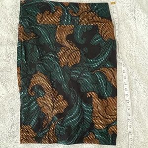 LuLaRoe Cassie pencil skirt